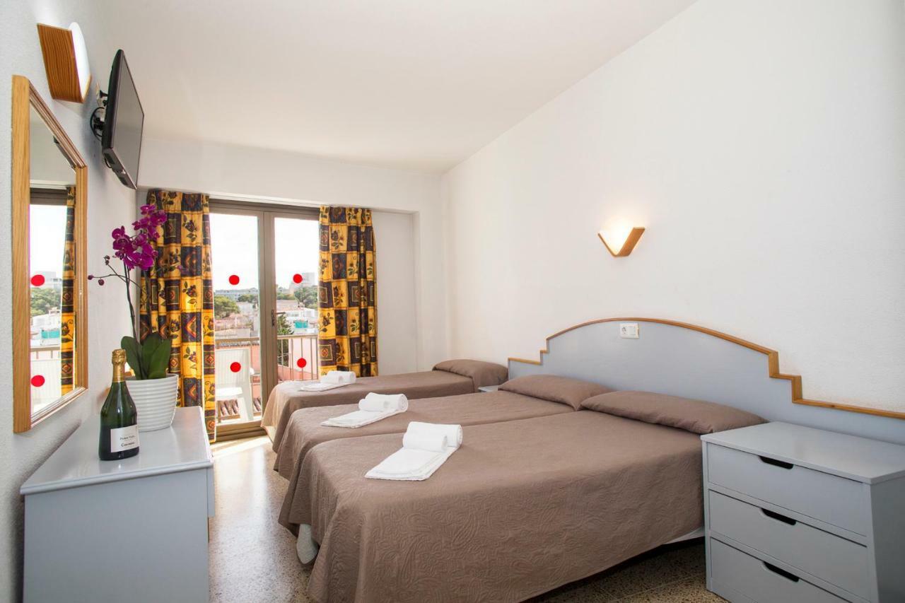 Chambre Triple avec Balcon