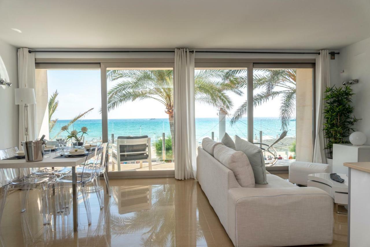 One-Bedroom Apartment Sea View