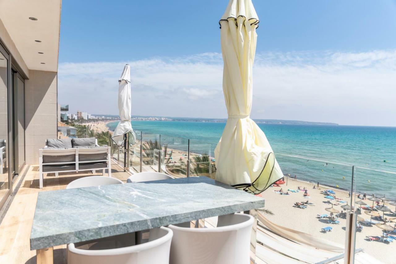 Premium Penthouse Two-Bedroom Apartment Sea View