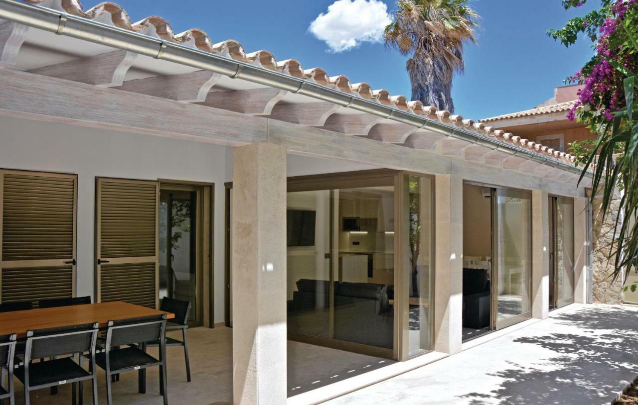 Four-Bedroom Holiday Home