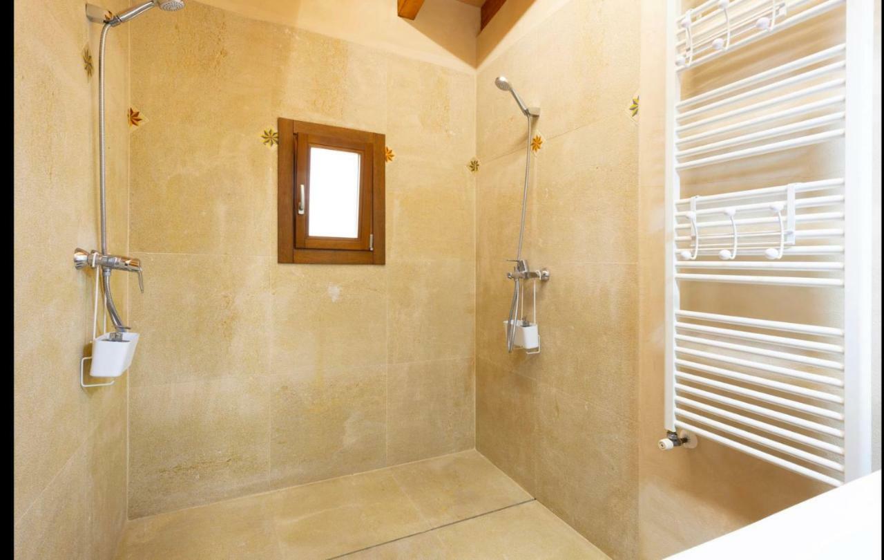 Casa con 4 camere da letto