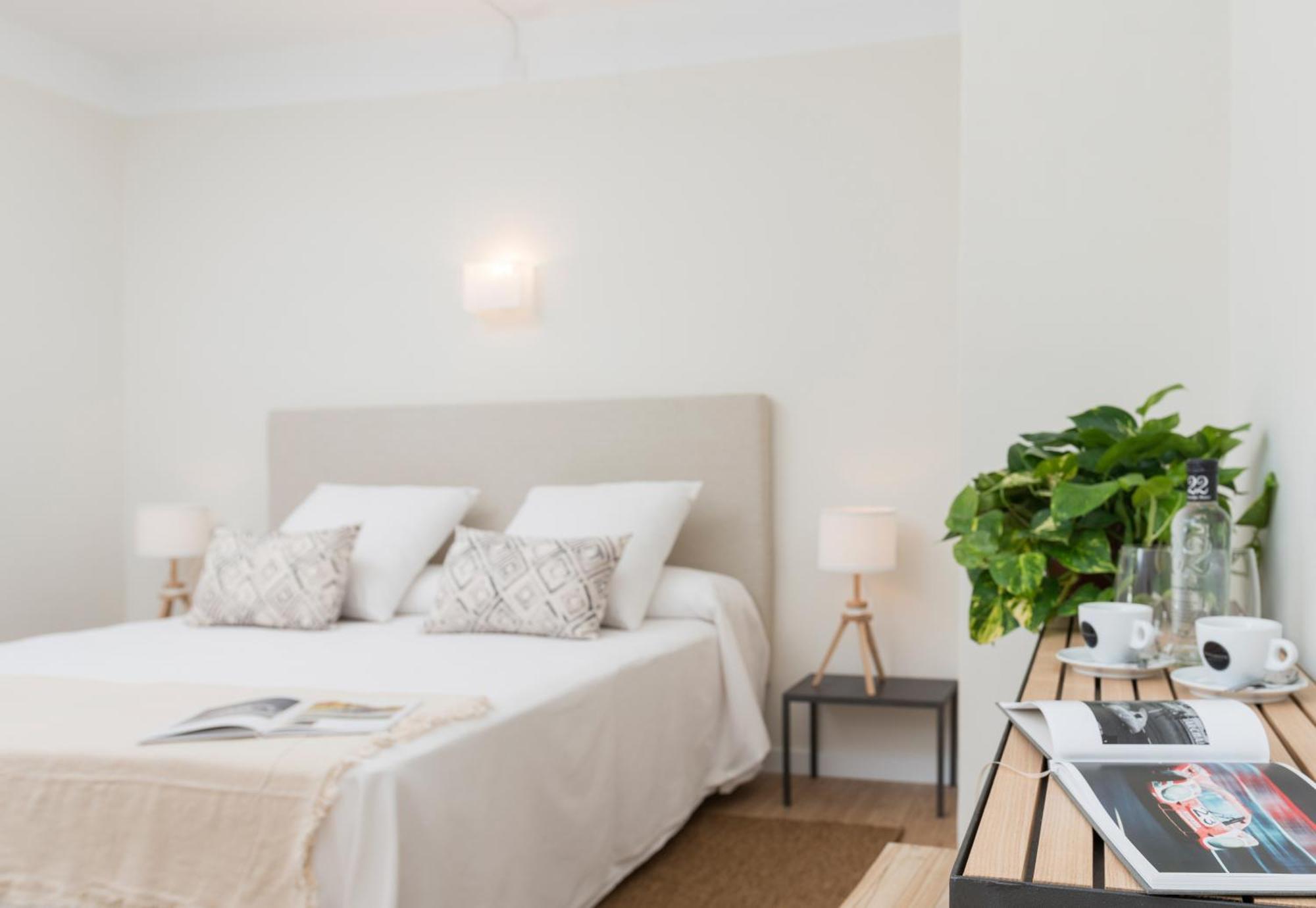 Twin Room with Terrace,1272395881:JPEG