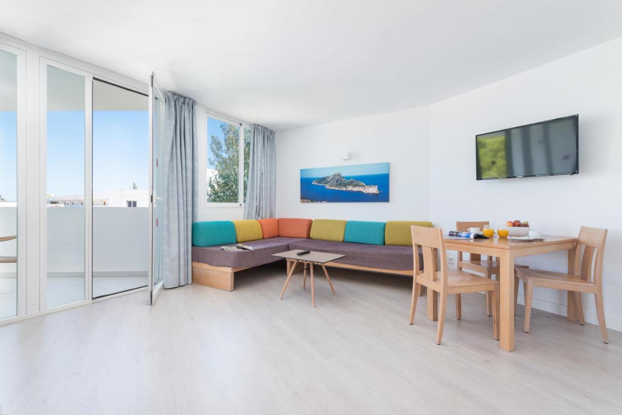 Studio,964347070:JPEG