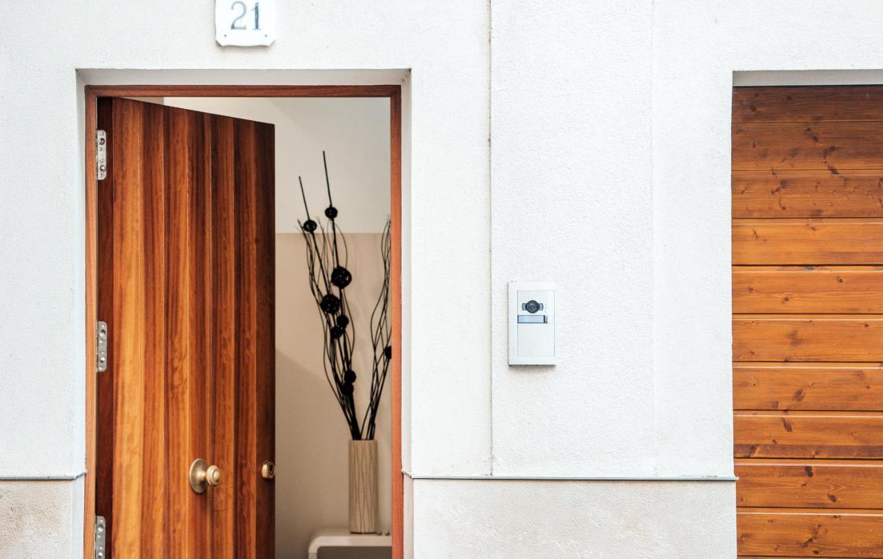 One-Bedroom Apartment Terrace