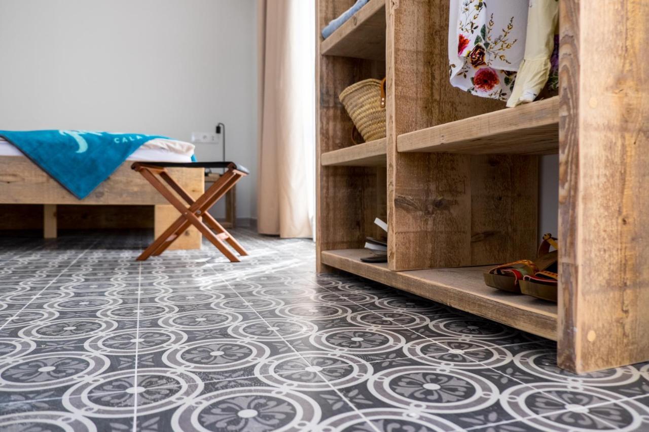 Single Room,1005871927:JPEG