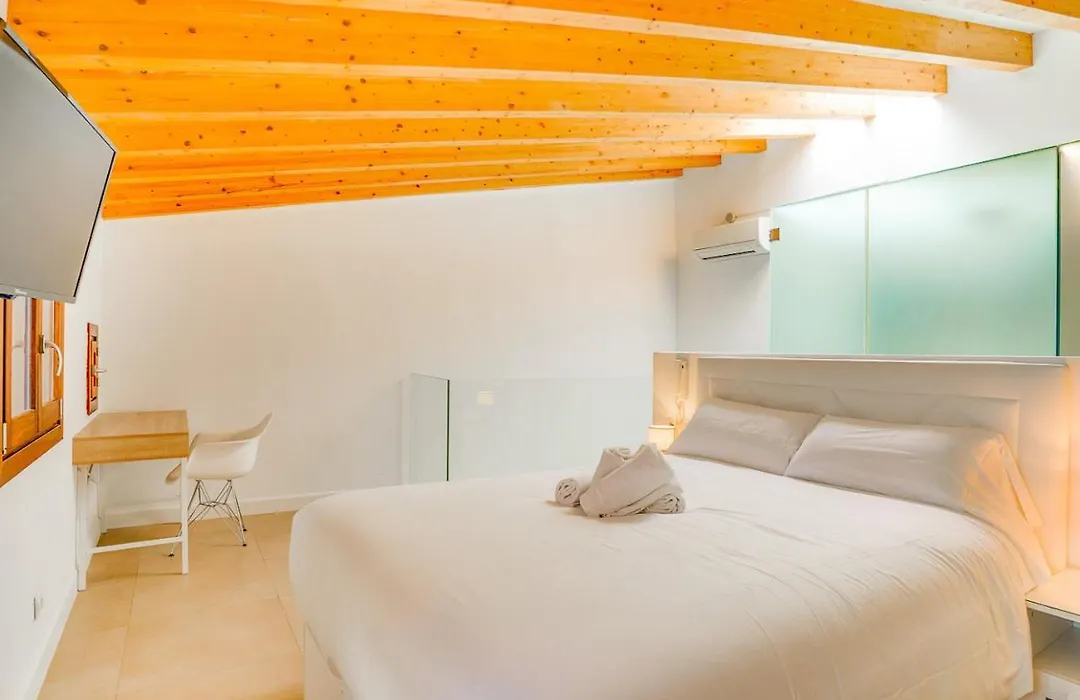 Duplex With Private Garage By Priorityvillas-1
