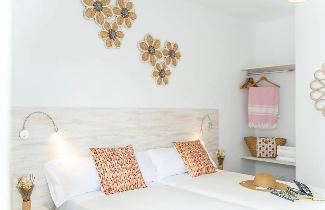 Hostal Rosell Boutique-1