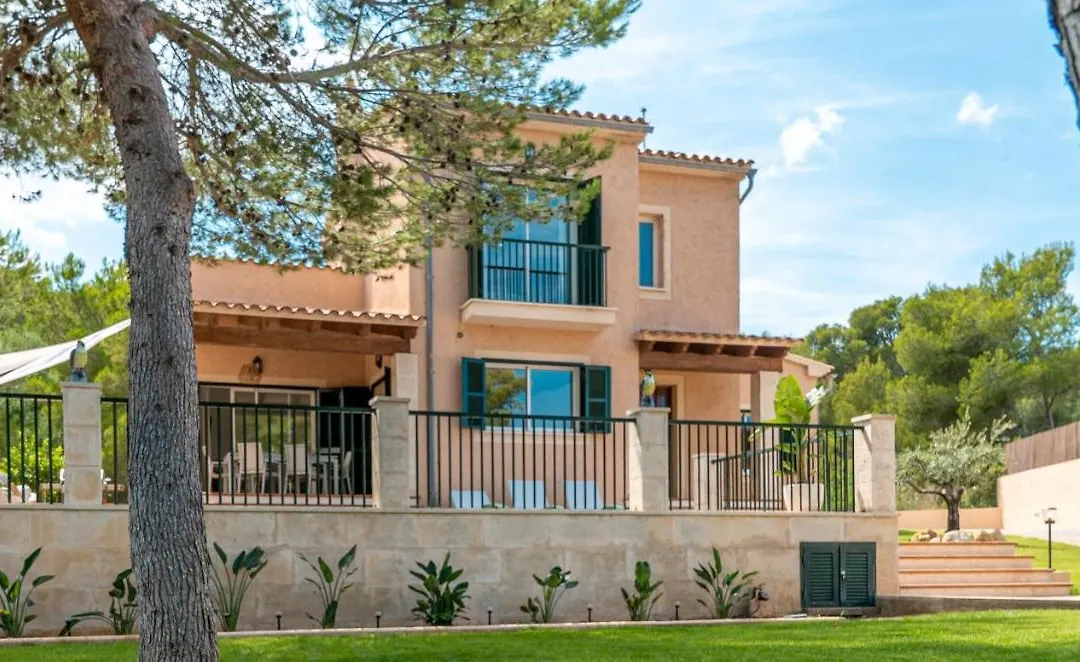 Villa Cala Mesquida-1