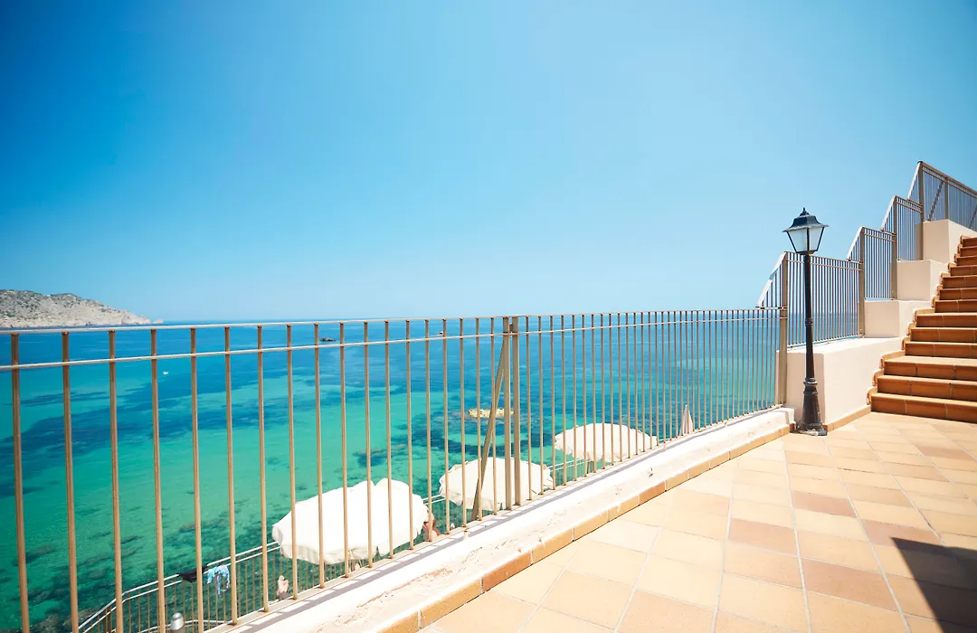 Invisa Hotel Club Cala Blanca-1