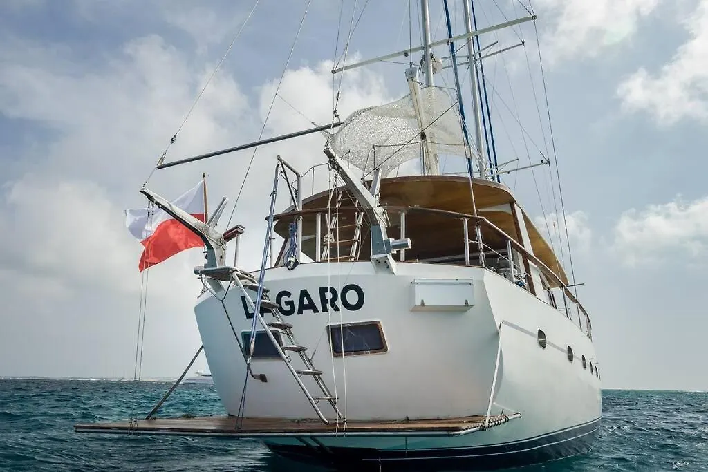 Spacious 24Meters Long Yacht Lagaro / 5 Cabins-1