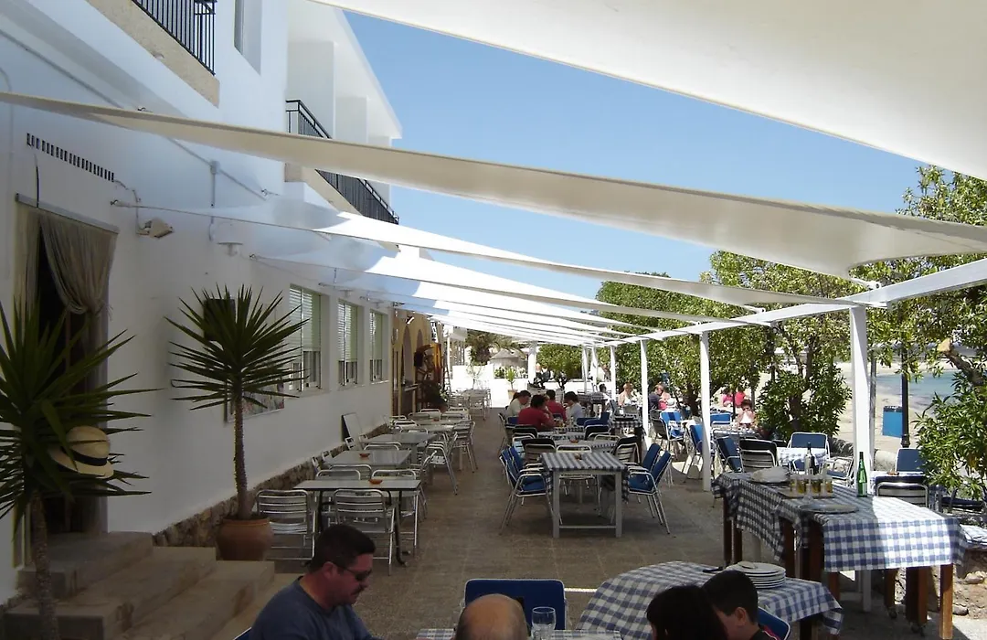 Hostal Talamanca-1