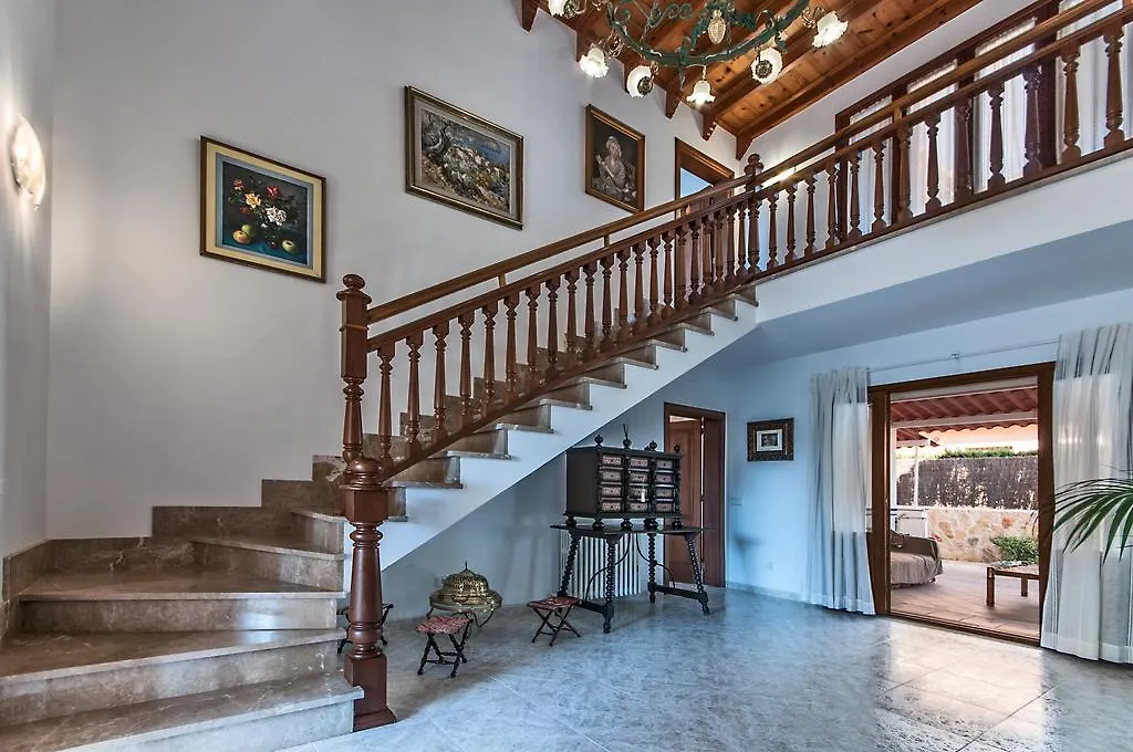 Villa Maria-1