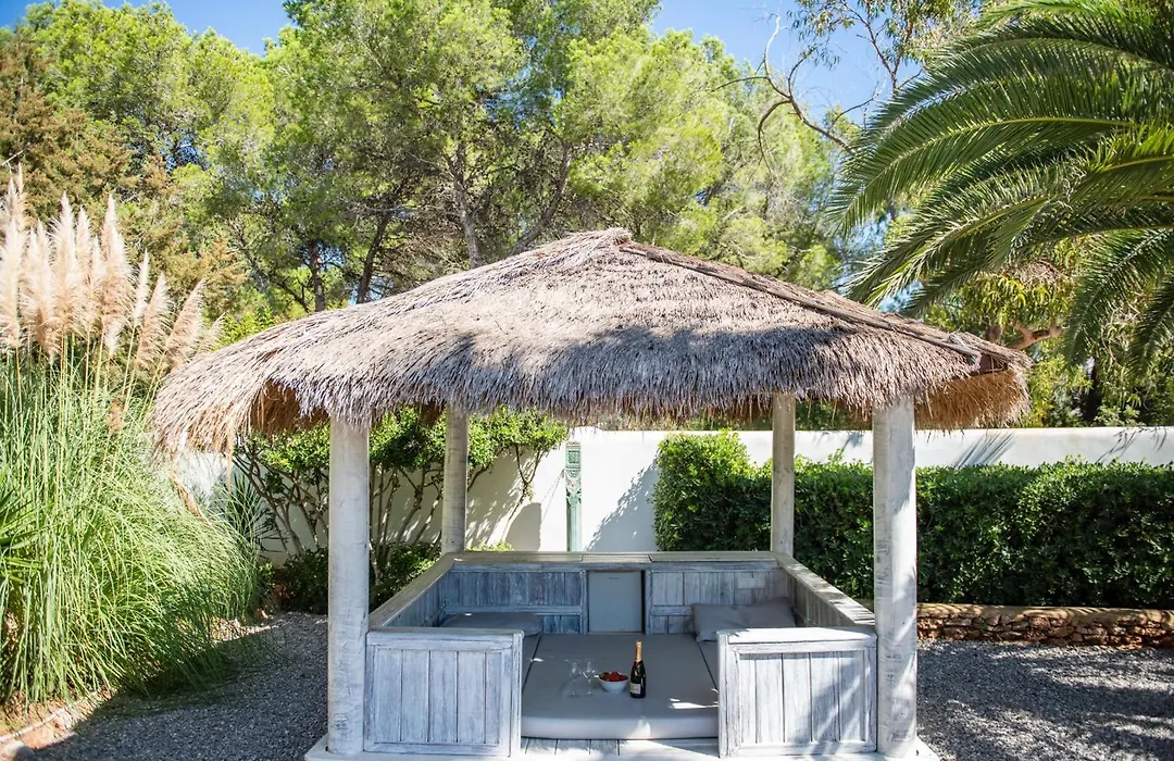 Villa 8Br, Sea Views, Walk To The Beach, Pool-1