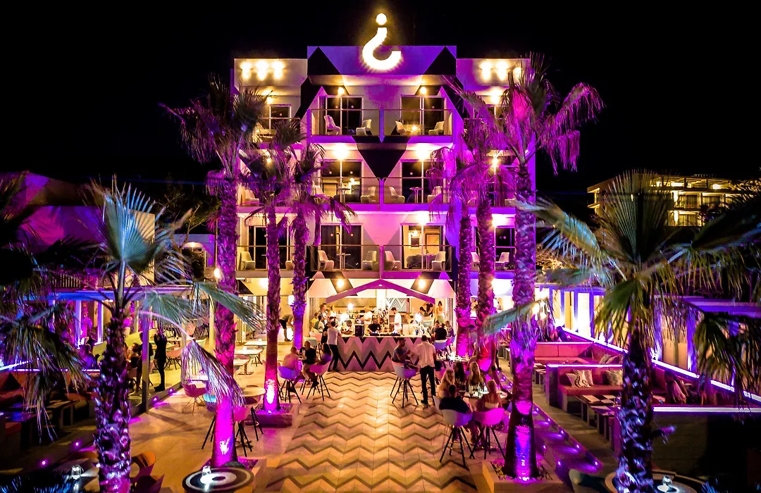 Wi-Ki-Woo Boutique Hotel-1