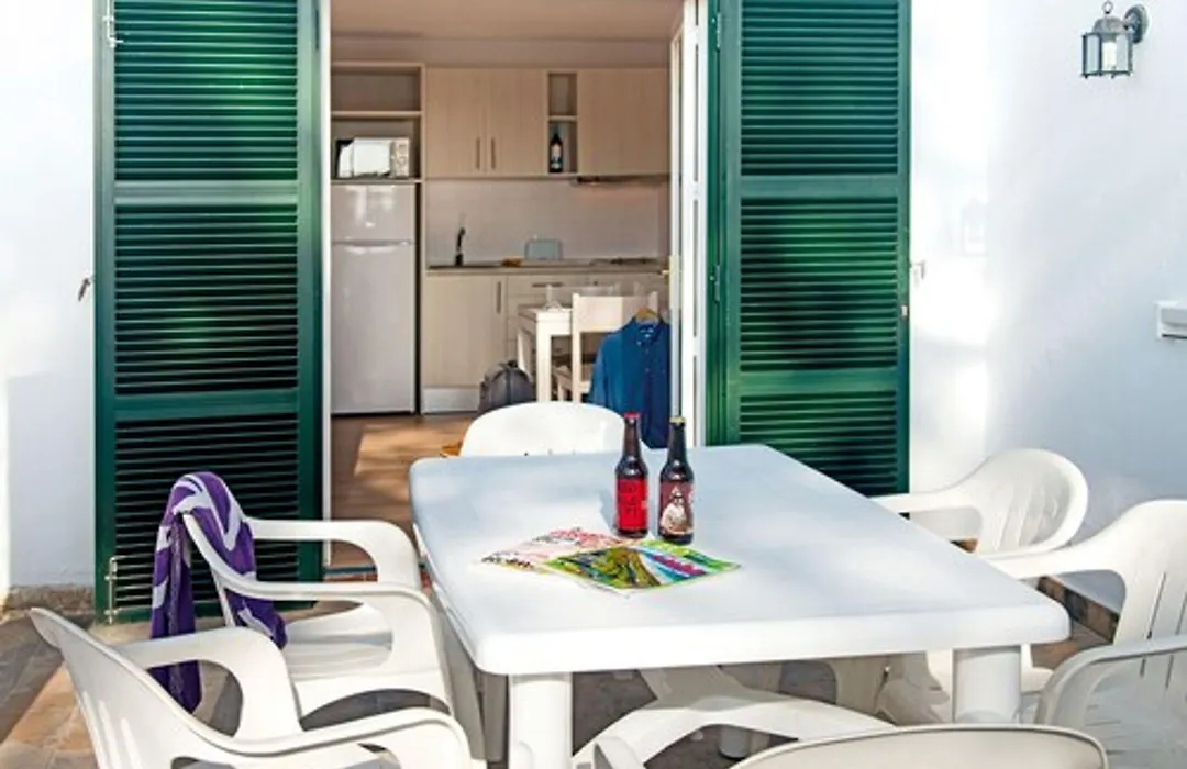 Apartamentos Cala Blanca-1