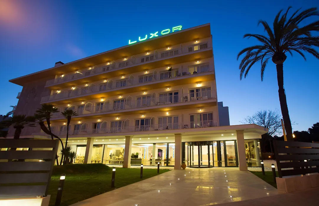 Hotel Luxor-1