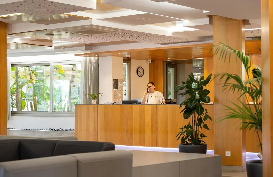 Invisa Hotel Es Pla - Adults Only-1