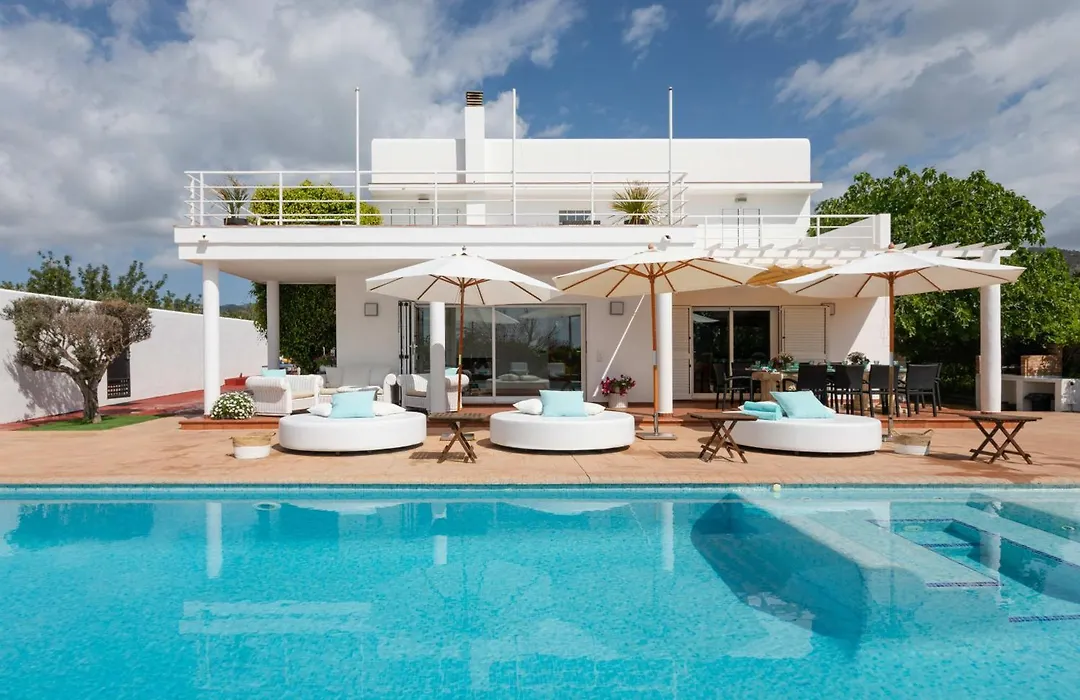 Villa Mara- Close Playa Den Bossa Beach-1