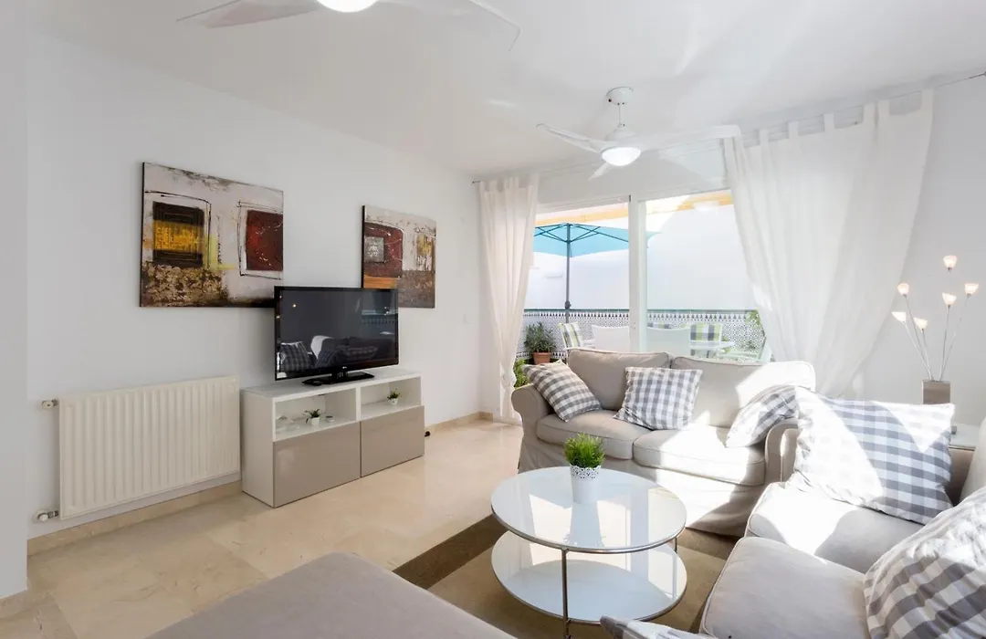 Villa Jose, Family House-1