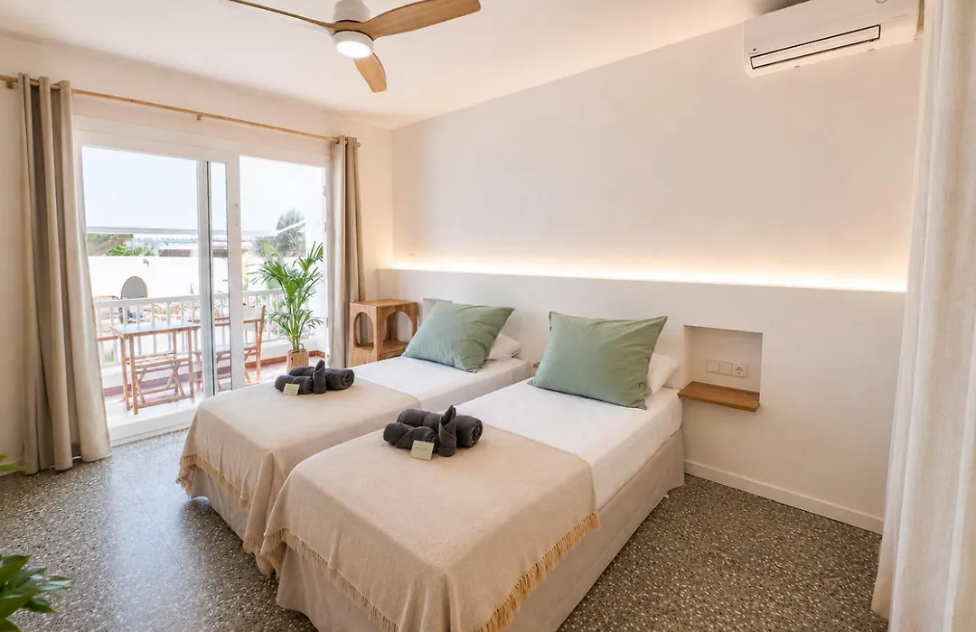 Hotel S'Algaret-1