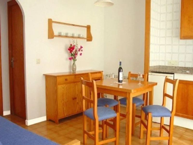 Holiday Park Apartments-1