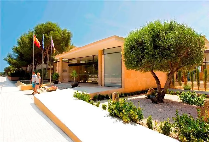 Illot Park & Spa-1