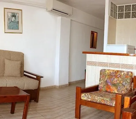 Apartamentos Llevant-3