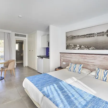 Apartamentos Sea Club-3