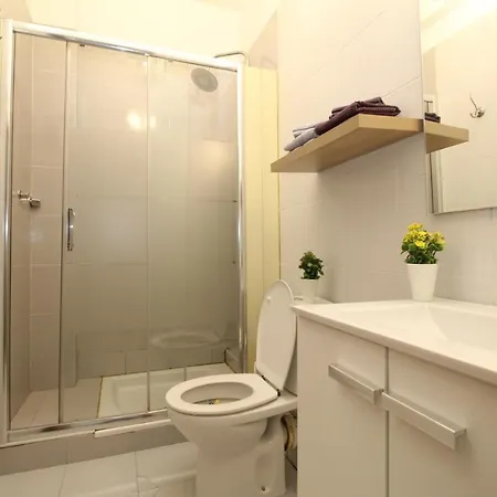 Comfortable Apartment With Character In The Old Town-2