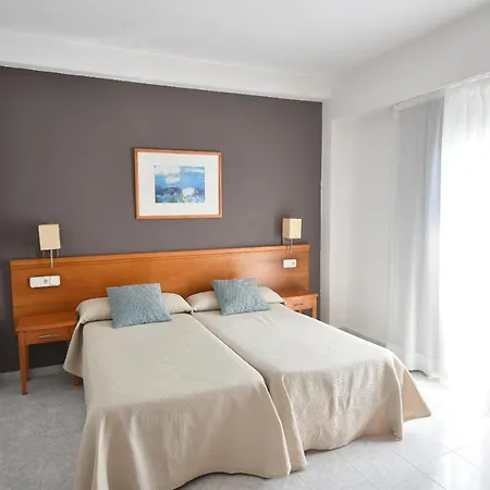 Hostal Mallorca-2