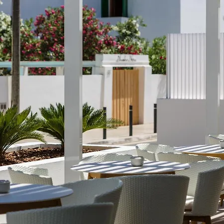 Sunrise Suites-3