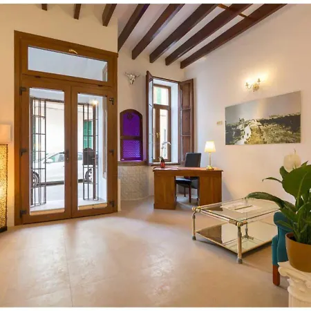 Boutique Hostal "Born53" Im Stadtkern Von Llucmajor, Mallorca-2