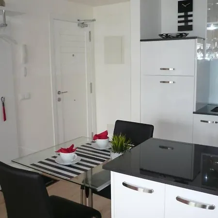 Modern Apartment With Stunning Sea View-3