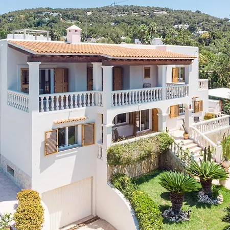 Friends & Family Friendly Villa 5 Bedroom In Jesus-3