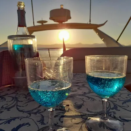 Yacht 18M Sunseeker In Mallorca Mit Fruehstueck & Bordcrew-3