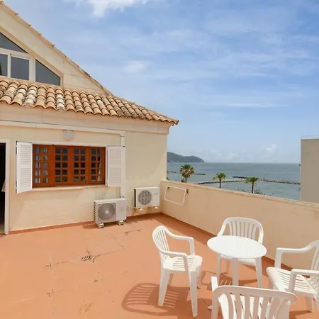 Sol Y Mar Apartments-3