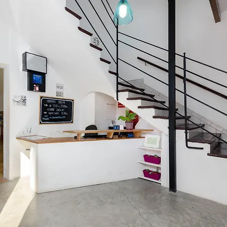 Urban Hostel Palma - Albergue Juvenil - Youth Hostel-2