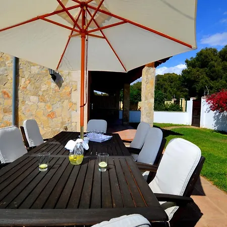 Bonito Chalet Con Piscina Cerca Del Mar-3