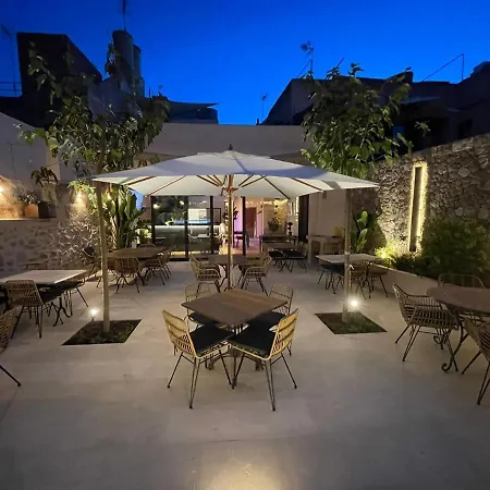 Petit Hotel C'an Mel-3