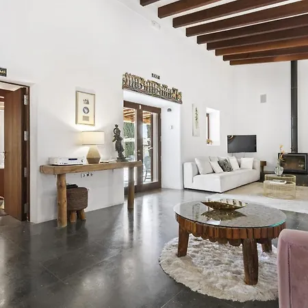 Ravishing Ibiza Villa Cel Blau 9 Bedrooms Private Pool & Beautiful-3