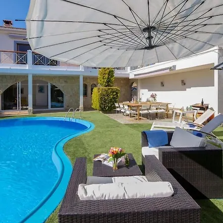 Tres Palmeras Moderne Villa, Pool 5 Minuten Zum Strand, Klima, Schnelles Wifi-3