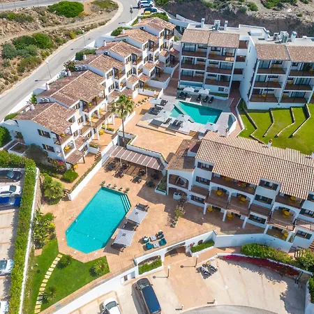 Calallonga Hotel Menorca-3