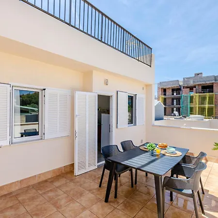 Port Apartments-3