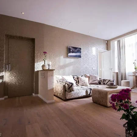 Design Suites Palma-3