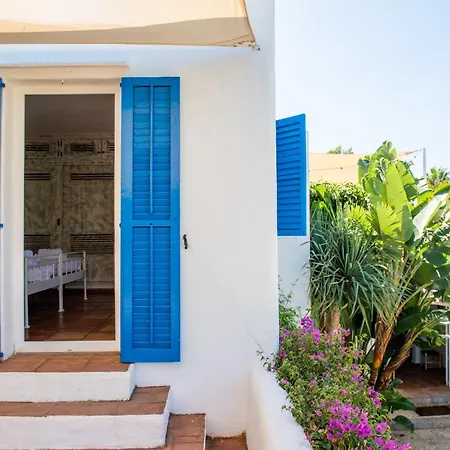 Villa 8Br, Sea Views, Walk To The Beach, Pool-3