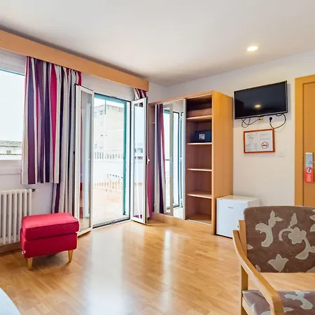 Hotel Amic Colon-3