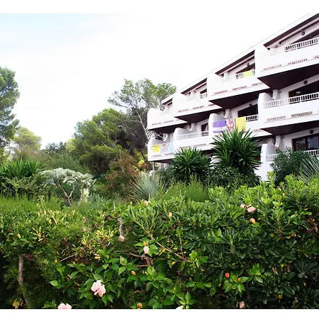 Apartamentos Del Rey-3