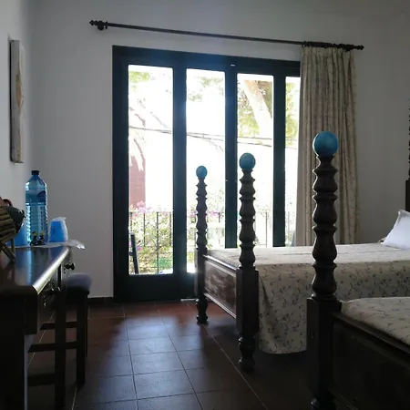 Zhimbad B&B By The Sea-3