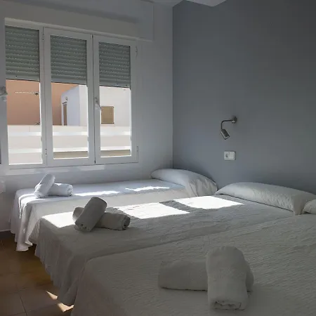 Hostal Ripoll Ibiza-3
