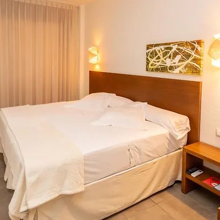 Es Mitjorn Hotel-2